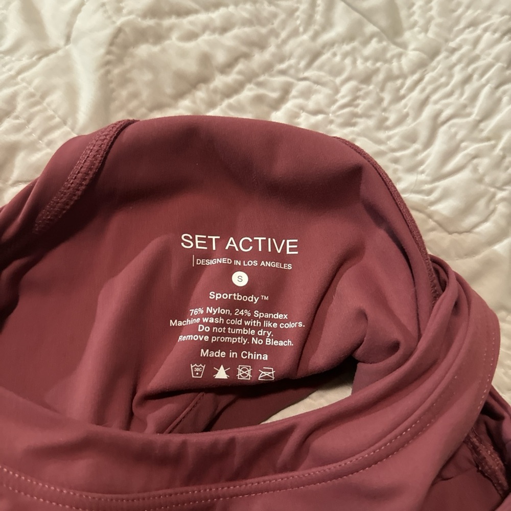 Set Active Top - Picture 2 of 3